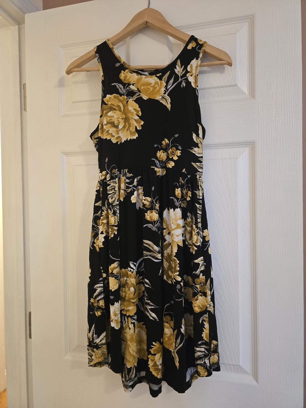 Amazon Black Sleeveless Midi Dress with Yellow Floral Print
